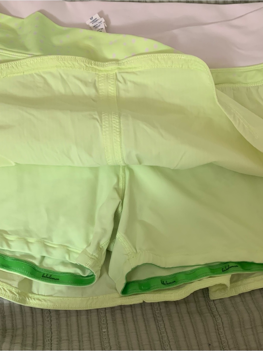 lululemon athletica Neon Yellow Athletic Skirt with cross yellow and white band - Picture 3 of 4